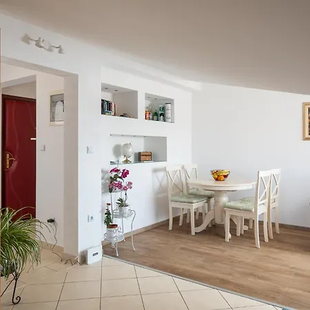 Apartment Sunny App With Reserved Parking *